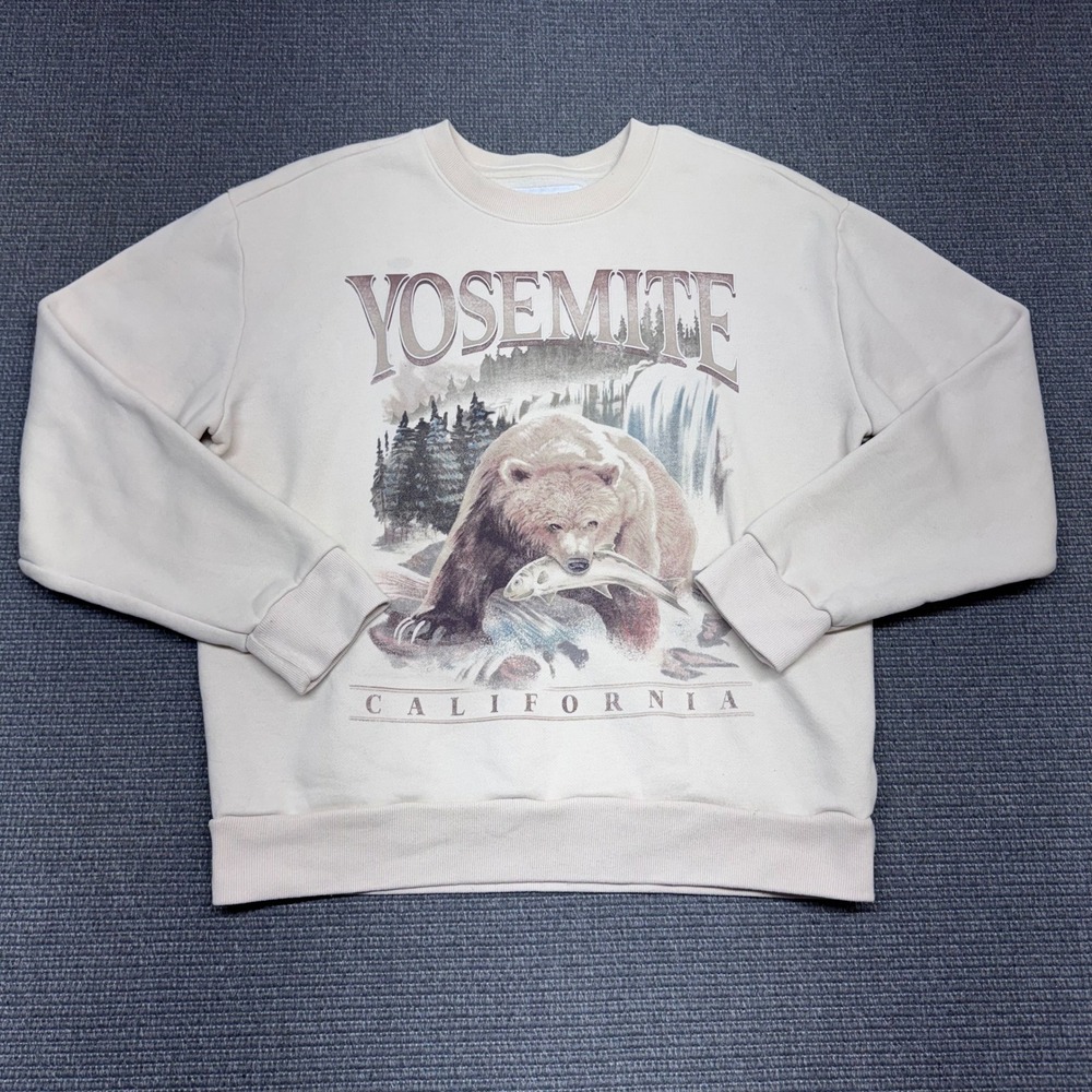 Hollister Yosemite California Bear Graphic Sweatshirt Cream Relaxed Fit Small